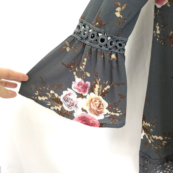 Women's Gray Cardigan Size S Floral Crochet Lace Open Front 3/4 Bell Sleeve - Picture 5 of 15